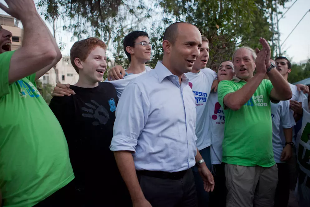 "אנשים רוצים משהו אחר. אין לי ספק שמשהו חדש מתחיל היום". בנט