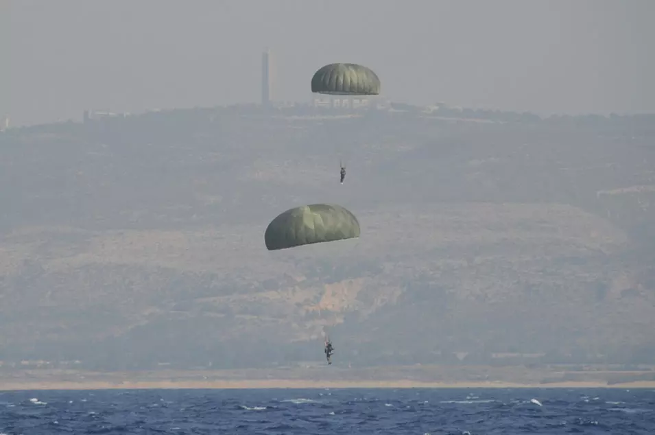 החיילים פונו לבית החולים