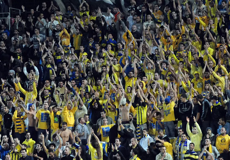 בקבוצה צופים כ-10,000 צופים באצטדיון רמת גן ביום שני. אוהדי מכבי תל אביב