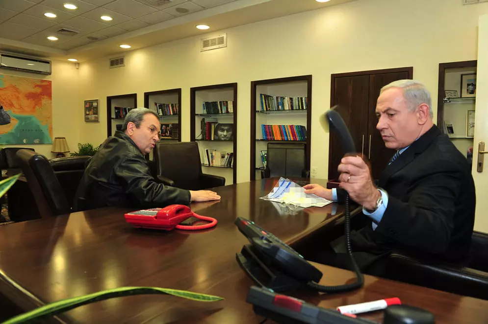 תמונות שר הביטחון אהוד ברק, יחד עם ראש הממשלה בנימין נתניהו, בלשכת רה"מ בקריה, תל אביב, אוקטובר 0012.