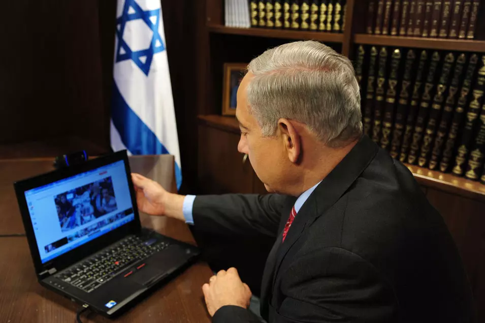 נתניהו מודה למתנדבי ההסברה ברשת