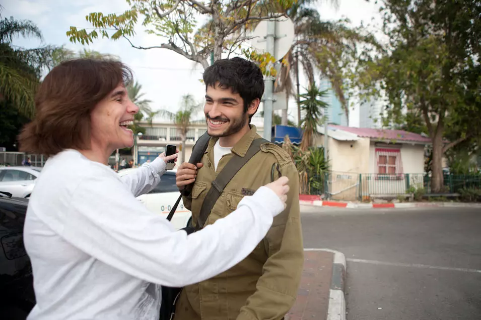 לאחר שהסתיים המבצע ללא הסתבכות קרקעית של צה"ל בעזה, ניתן לומר כי פרמיית הסיכון של ישראל ירדה בעיני המשקיעים