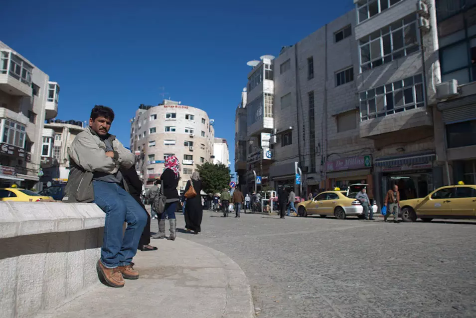 יש אוכלוסייה מוסלמית גדולה, אבל לא קשה במיוחד למצוא אלכוהול. רמאללה