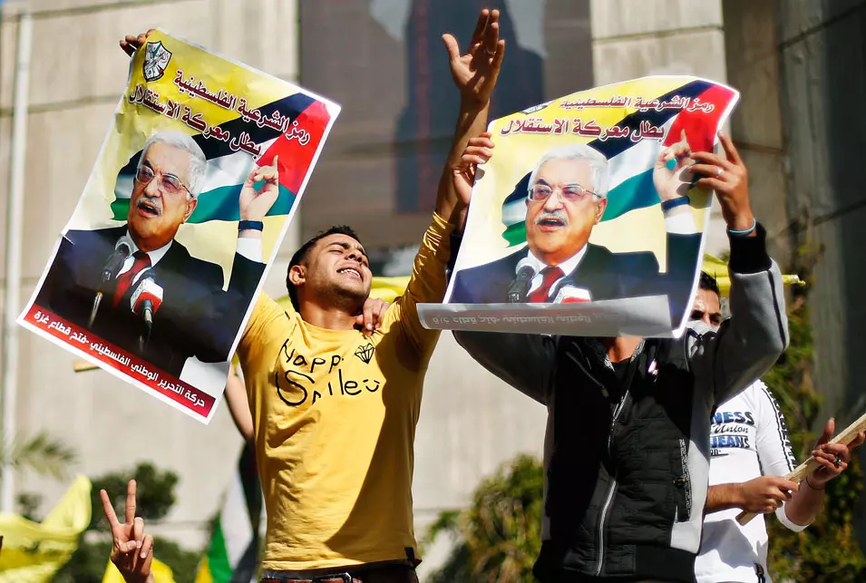 ממשל חמאס התיר הפגנות תמיכה באבו מאזן גם בעזה