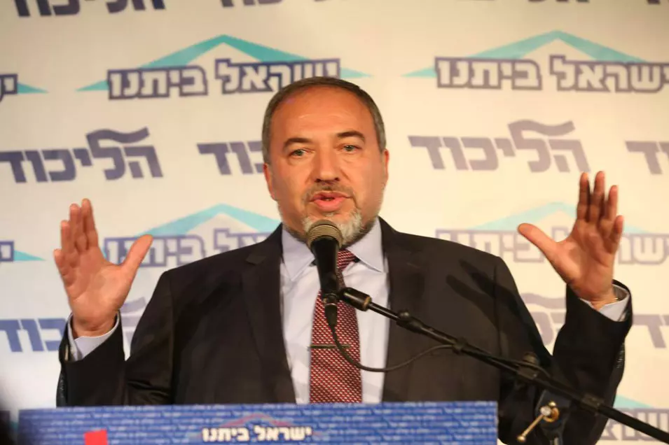 "אזרחי ישראל זכאים ללכת אל הקלפי לאחר שהעניין כבר הוכרע". ליברמן