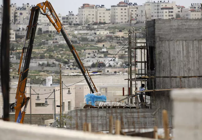 "כל בנייה תעמיד בסימן שאלה את פתרון שתי המדינות"