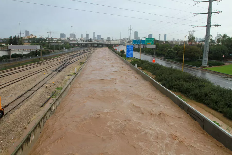 נתיבי איילון, ינואר 2013