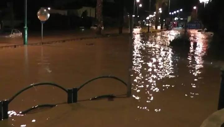 "הברז נותר פתוח ודרוש אינסטלטור". הצפות בחדרה, אתמול