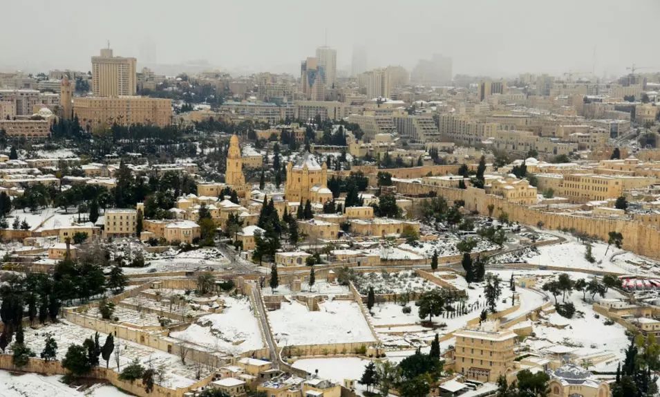 ירושלים בשלג  מהאוויר כנסיית הדורמציון , ינואר 2013