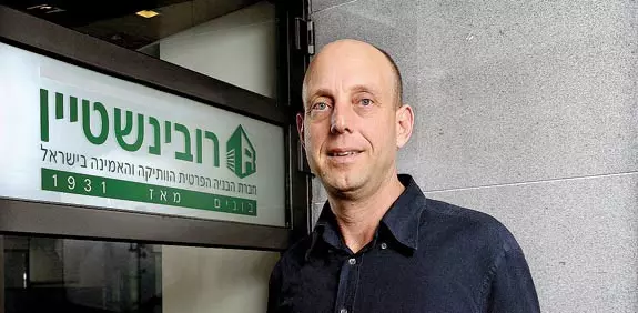 "המכרז הוא לא בוננזה כמו שזה נראה. התשואות נמוכות ואין הבטחה בנוגע לתפוסה". גיל רובינשטיין