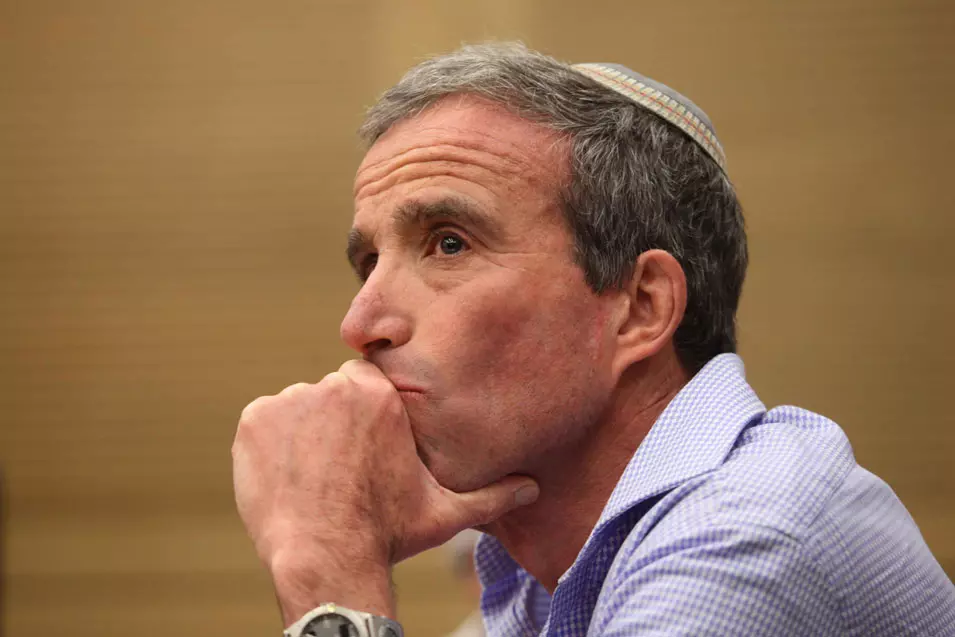 ח"כ אלעזר שטרן נטל על עצמו לנהל מו"מ מול משרד האוצר, שיעניק ערבות מדינה לחברה
