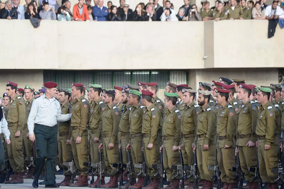 טקס סיום קורס קצינים בבה"ד 1