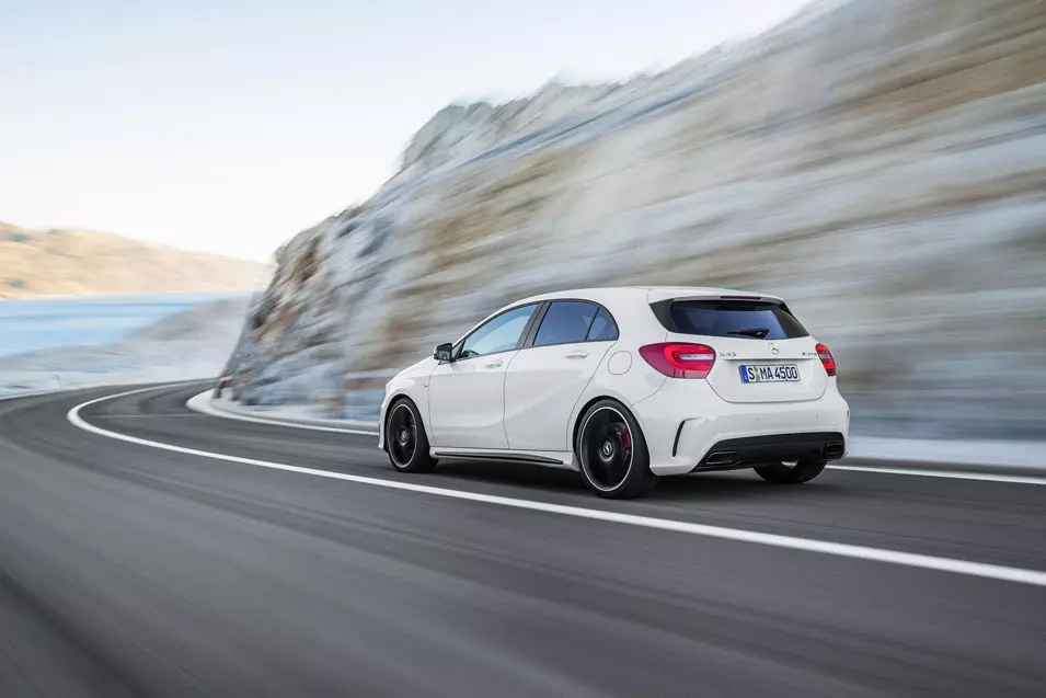 מרצדס A45 AMG