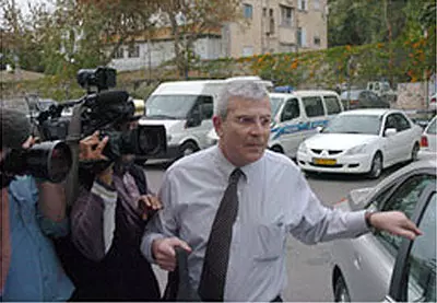 מנכ"ל הפועלים לשעבר, אלי יונס מגיע אתמול להעיד במשטרה