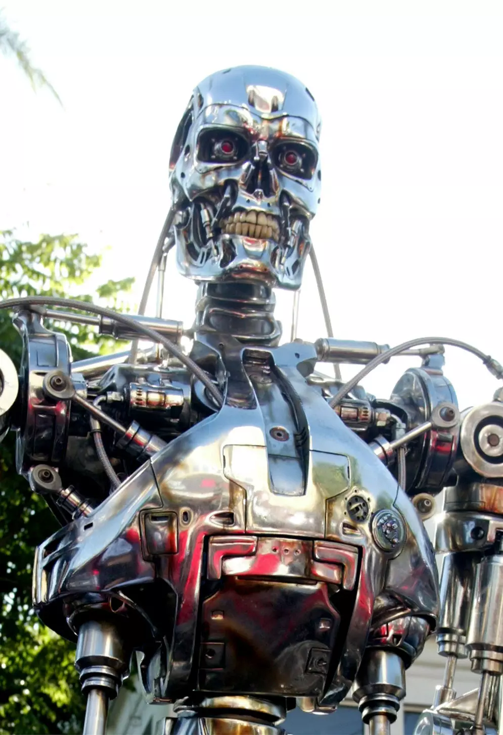 המדענים ינסו לפתח טכנולוגיה שתאפשר את העברת התודעה האנושית לרובוטים