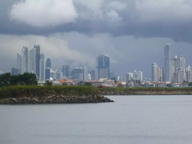 דורון קדמיאל, מסביב לעולם על אופנוע (קוסטה ריקה ופנמה)