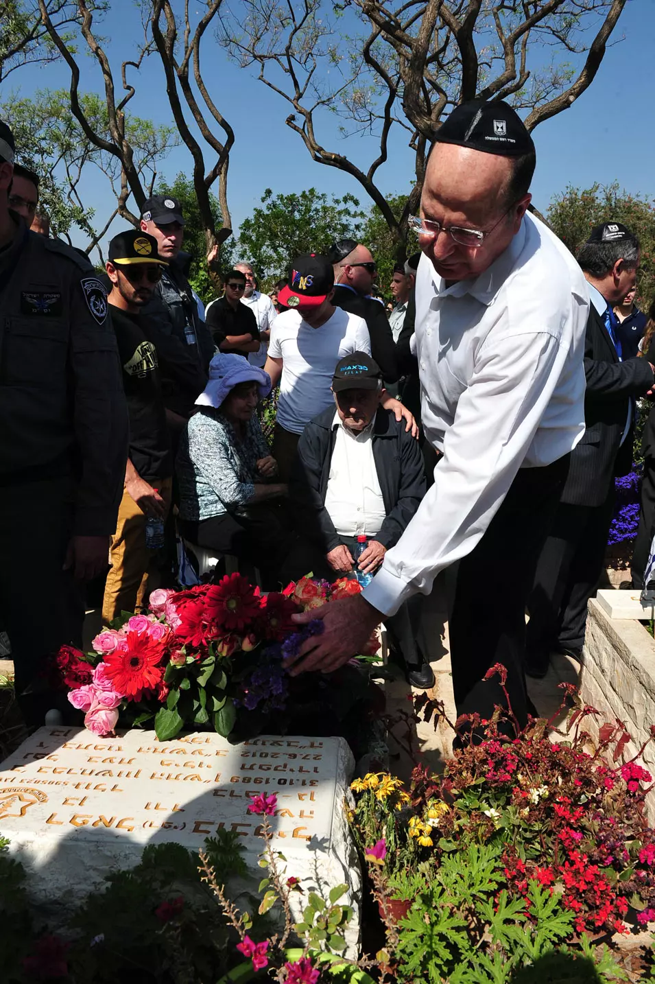 "בלתי אפשרי להבין את עומקם של ייסורי הפרידה והגעגוע". יעלון