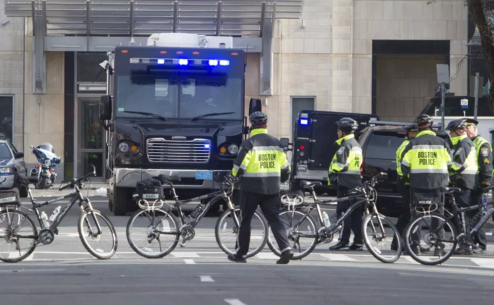 שוטרים פרוסים בבוסטון לאחר האירוע