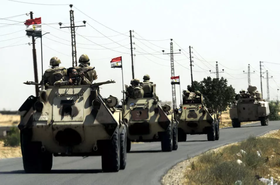 שיירה של צבא מצרים בצפון סיני