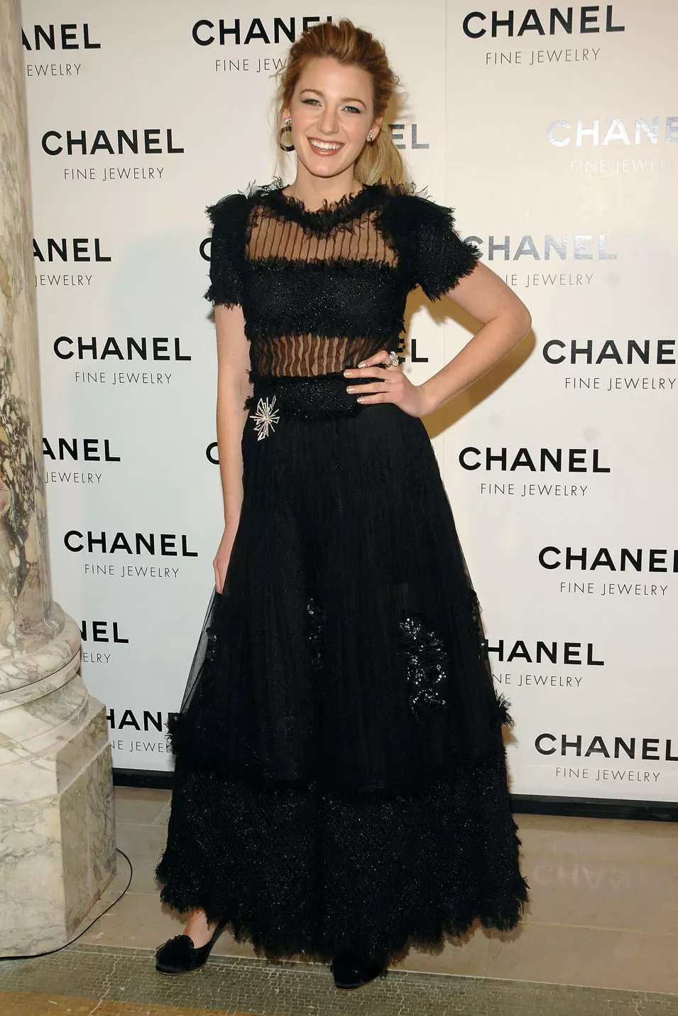 בלייק לייבלי לובשת שאנל לארוחת הערב Night of Diamonds באירוח בית האופנה שאנל, ינואר 2008