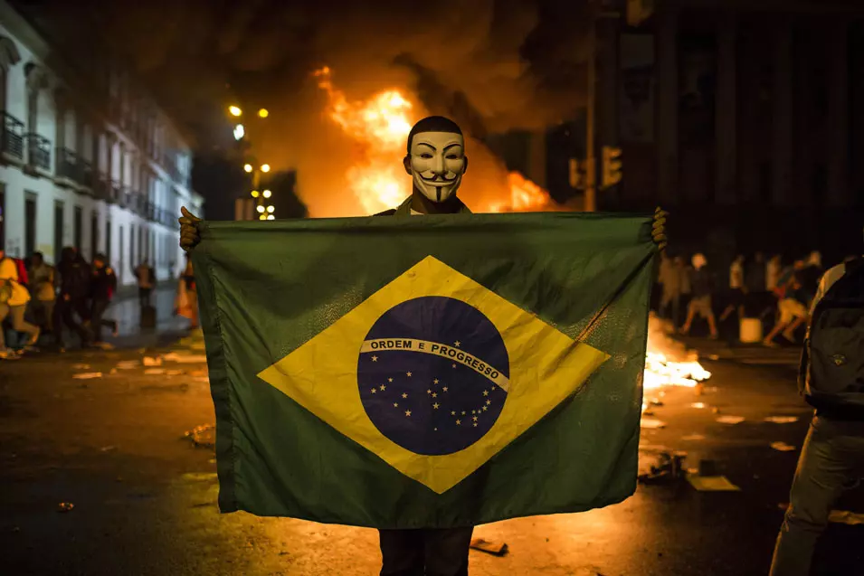 הפגנות נגד המונדיאל בברזיל, בחודש יוני