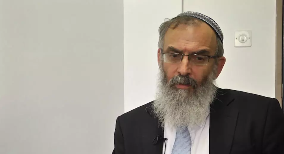 התנגד לדבריו של בקשי דורון. הרב סתיו