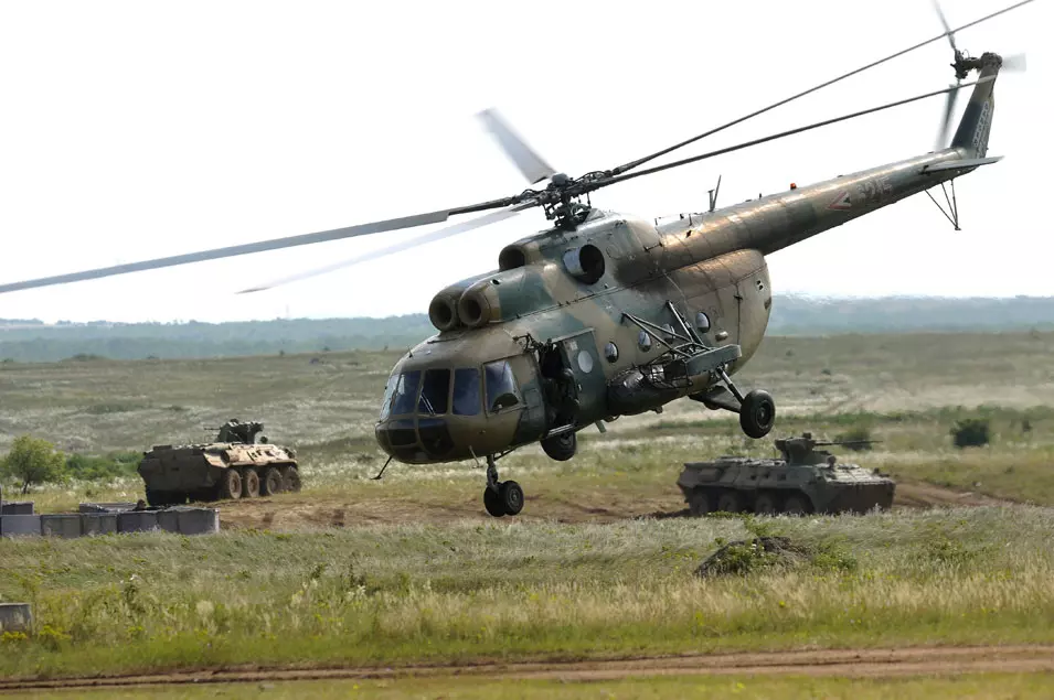 מסוק מדגם Mi-8