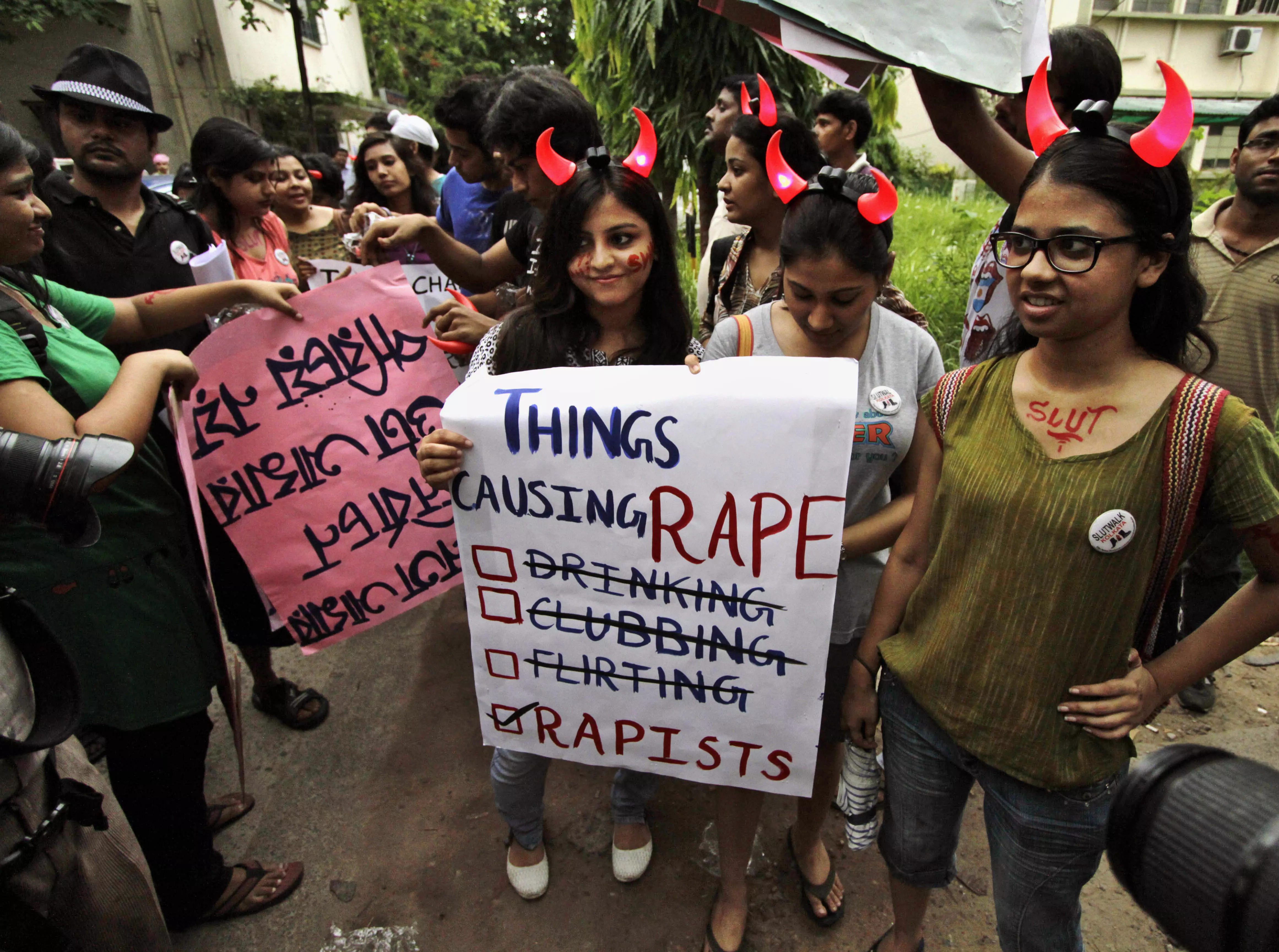 הפגנות נגד תקיפות מיניות ואונס בהודו
