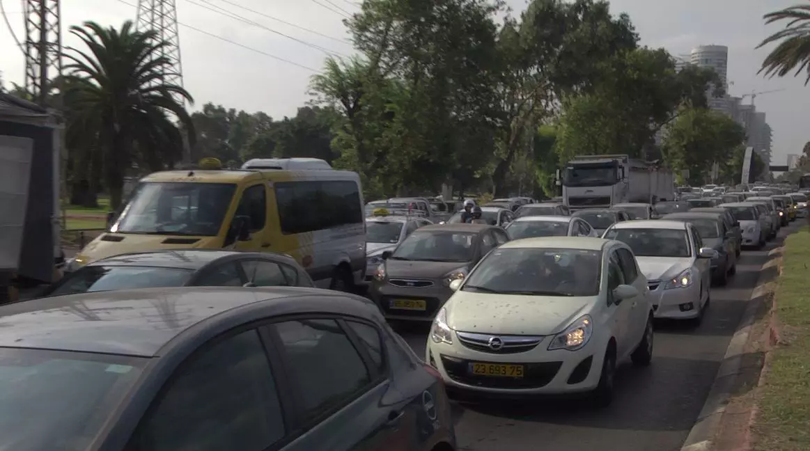 עומסי תנועה באזור גשר רוקח עקב סגירת הגשר לשיפוצים, אוגוסט 2013