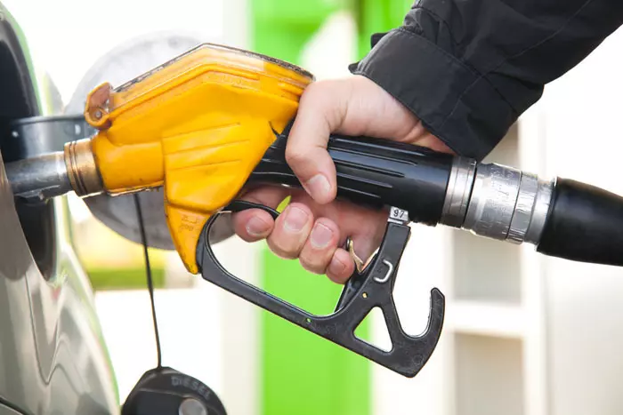 נזכיר כי בסוף פברואר עלו מחירי הדלק בפיקוח ב-17 אגורות לליטר