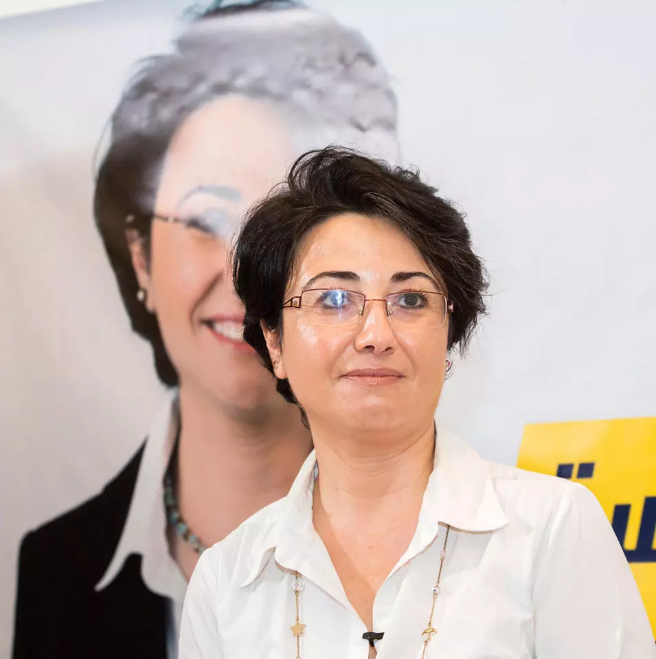 קיבלה שני קולות. ח"כ זועבי מציגה את מועמדותה לבחירות לראשות העיר, אוגוסט 2013