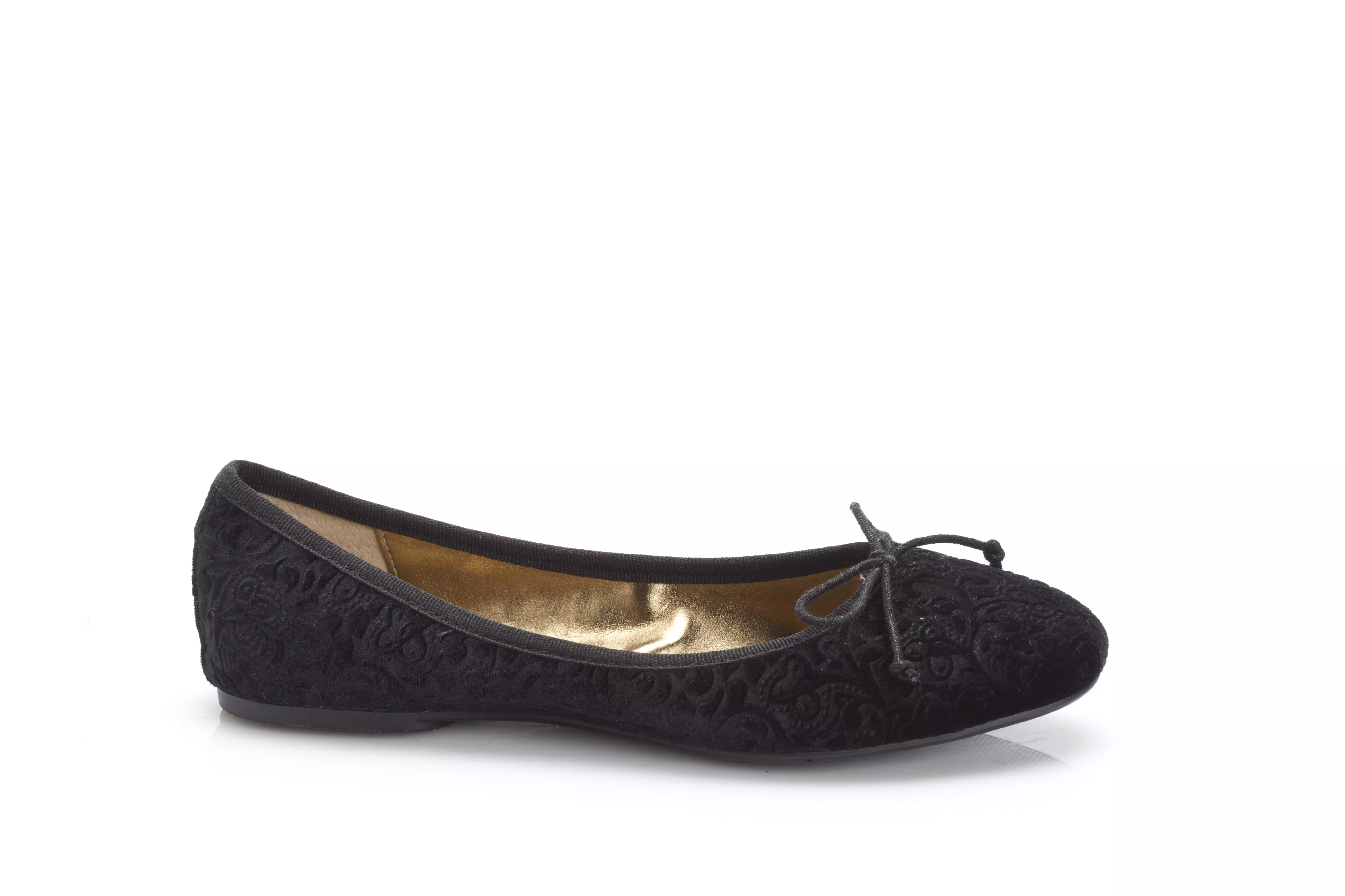 נעלי בובה של ניין ווסט, סתיו/חורף 2013/14. מחיר: 479.90 שקלים (להשיג בחנויות הרשת)