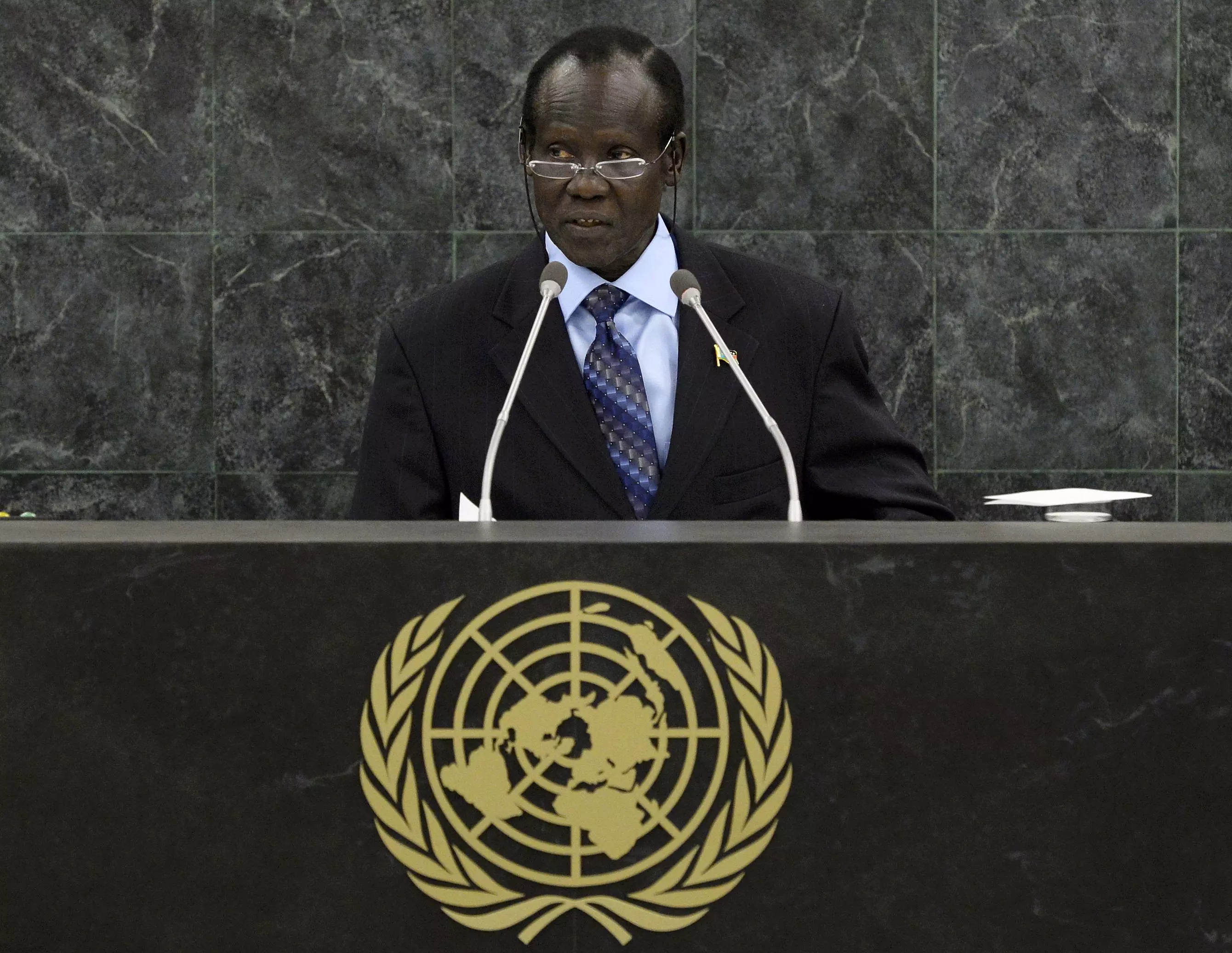 אמנסטי אינטרנשיונל: "סודאן חייבת לשים קץ לדיכוי האלים". סגן נשיא סודאן נואם אתמול בעצרת האו"ם