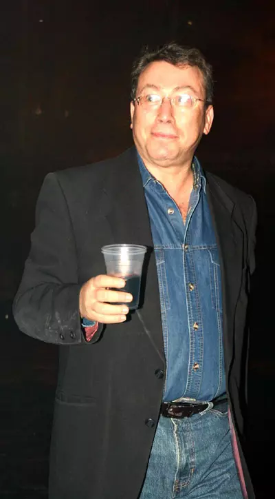 סמל. היבט ציבורי ומוסרי