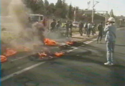 חסימת כביש על ידי מתנגדי ההתנתקות