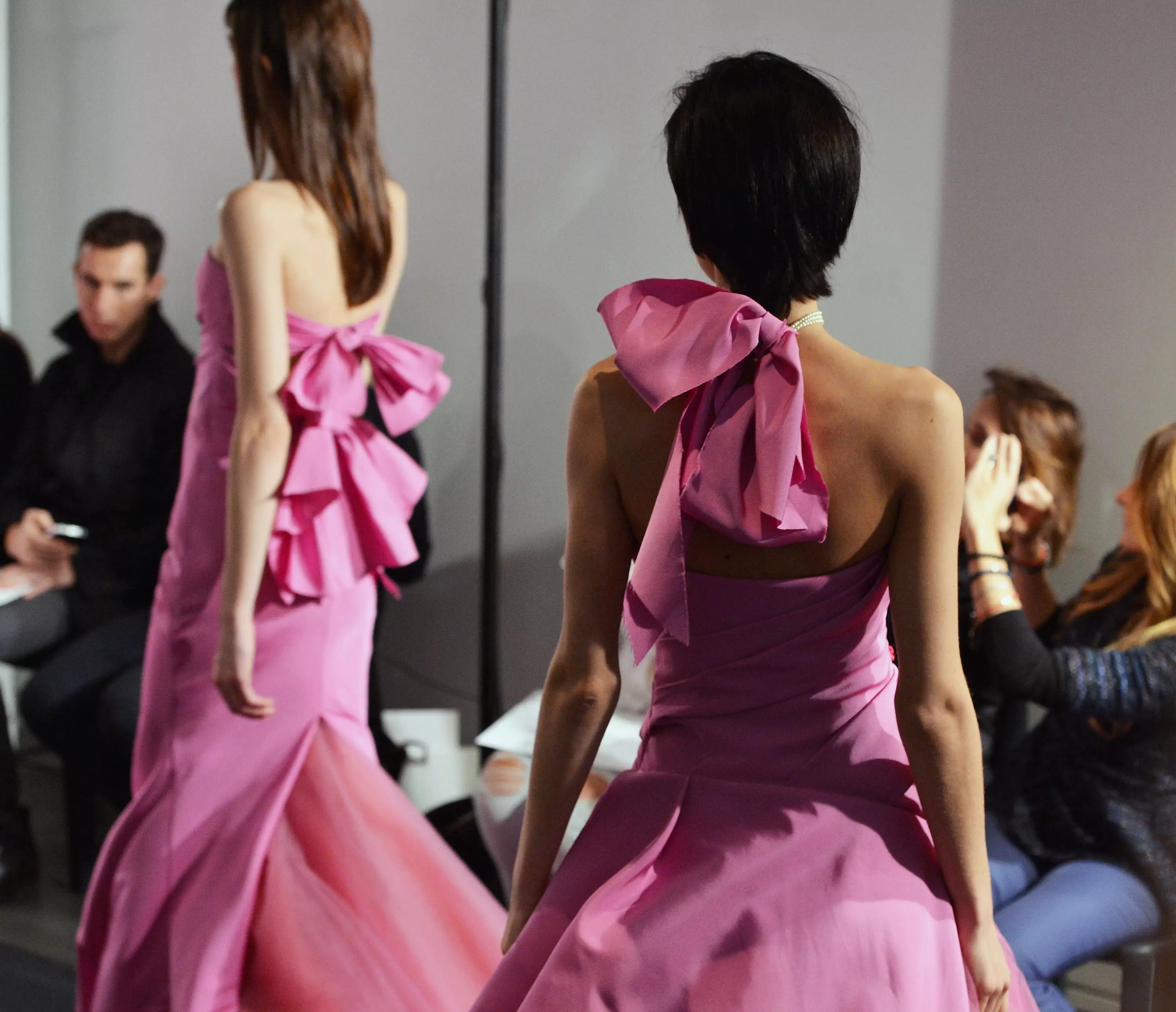 תצוגת שמלות כלה של ורה וונג לסתיו 2014 בניו יורק, אוקטובר 2013