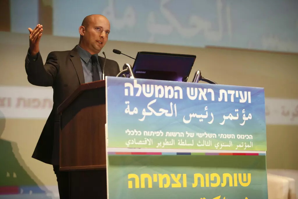 "יסייע לחברות הקטנות להגביר אחיזתן בשוק ויביא להגדלת התחרות במשק". נפתלי בנט