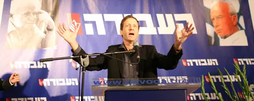 בימין רוצים לראות אותו בממשלה - בשמאל לא. בוז'י הרצוג