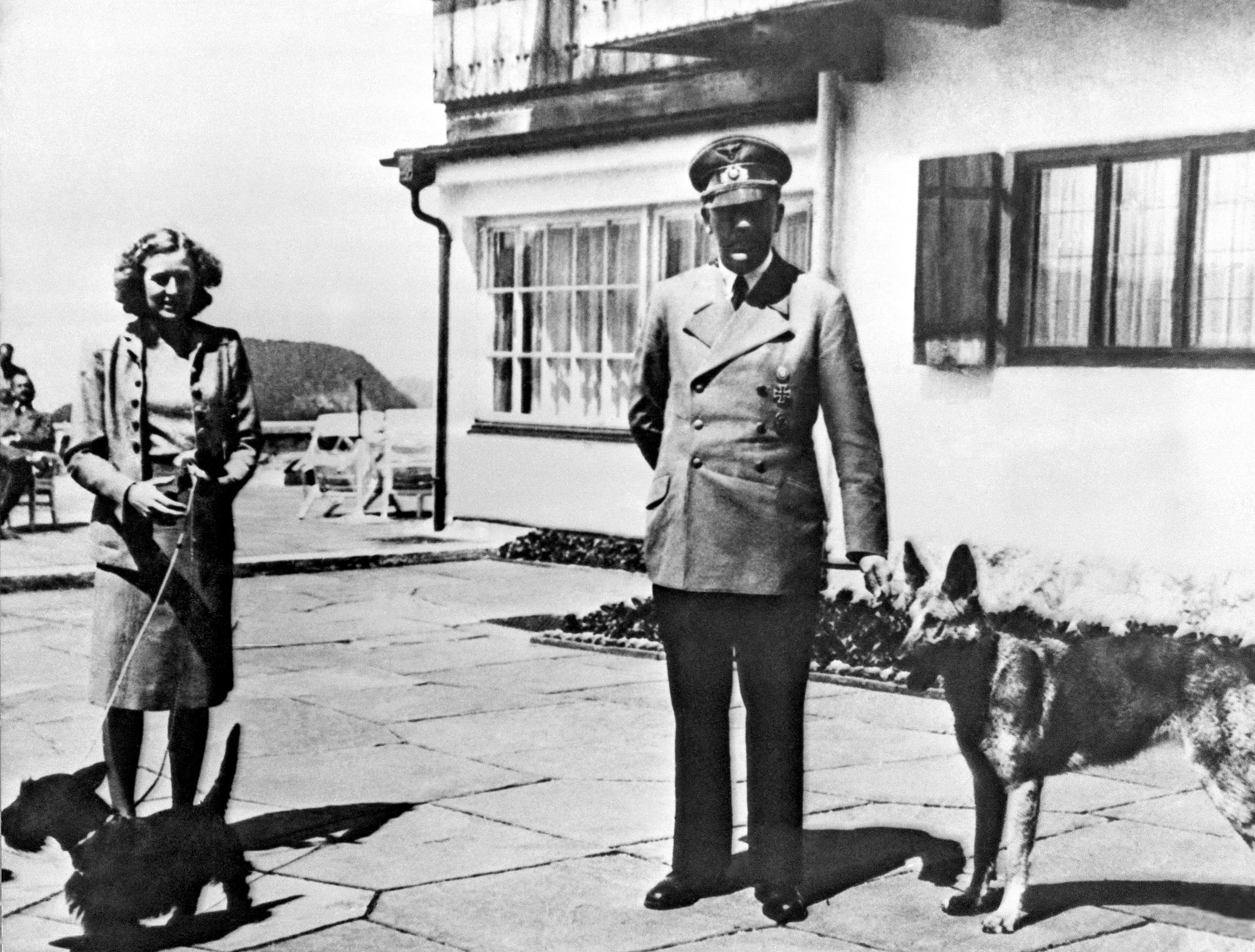 היטלר ואווה בראון