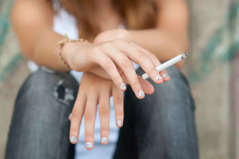 "מעשנים פחות, חולים יותר בסרטן ריאות".