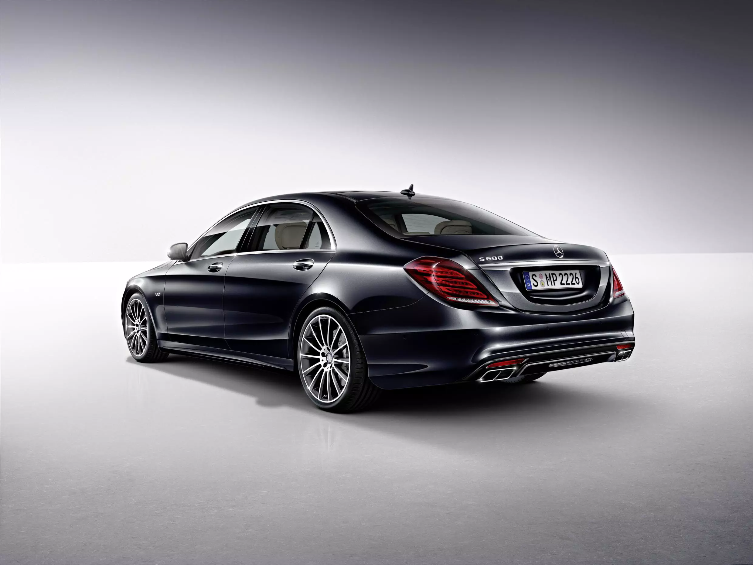 מרצדס S600