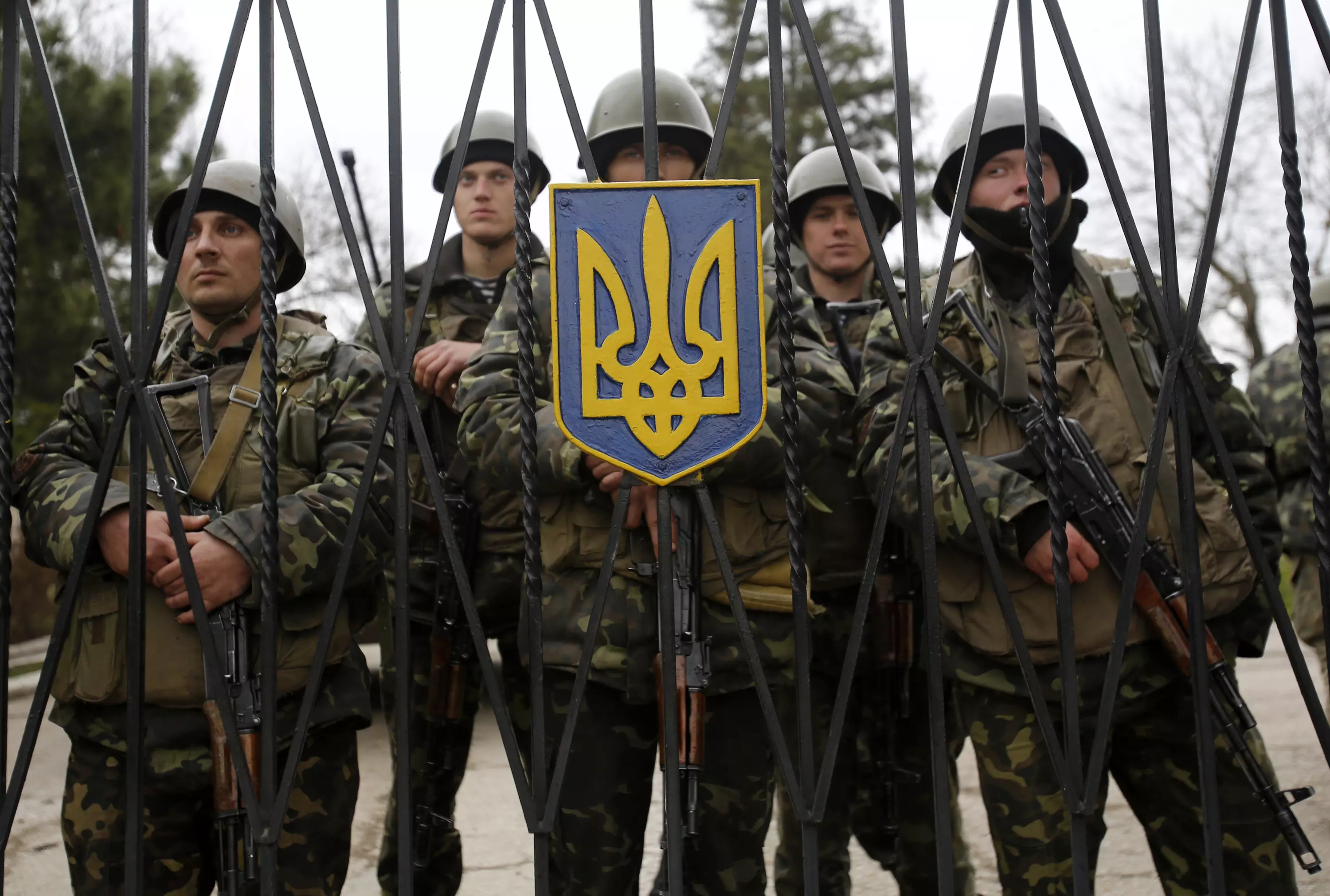 חיילים אוקראינים נצורים בבסיסם בפריבולנויה