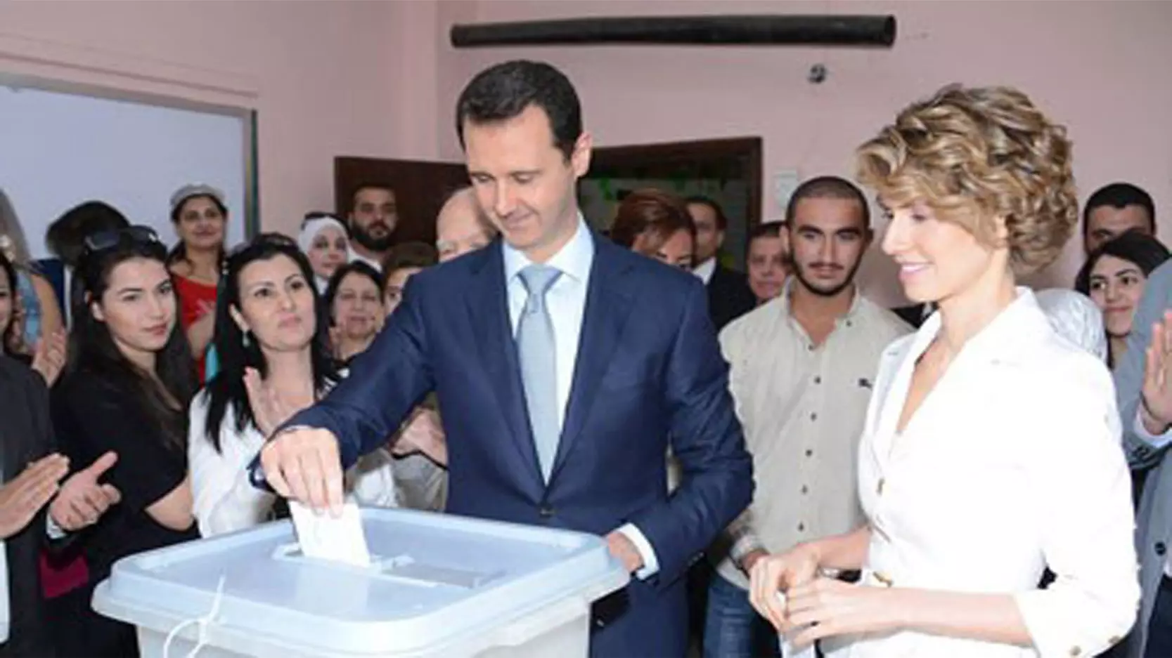 "אבו מאזן יכול להיות כמו אסד או סדאם". נשיא סוריה מצביע בבחירות לנשיאות