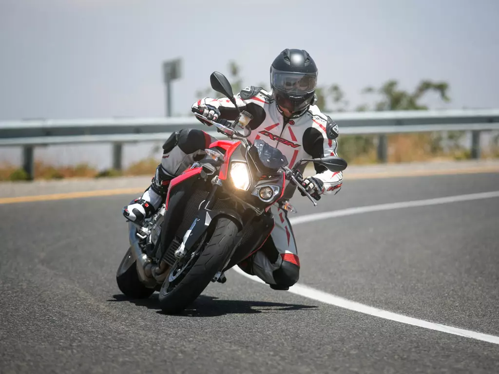 מבחן אופנוע ב.מ.וו S1000R