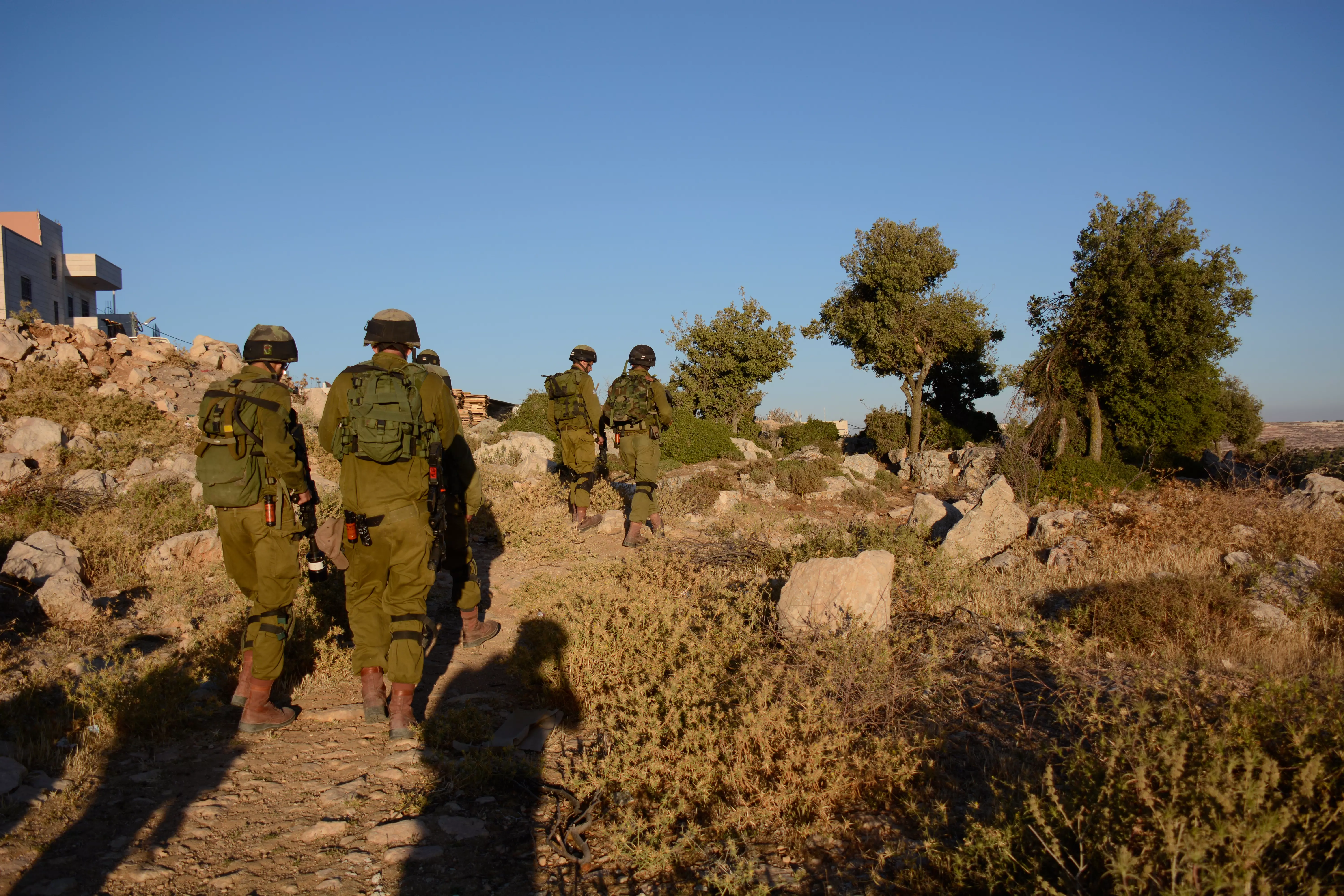 כוחות צה"ל מחפשים אחד הנעדרים