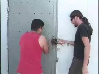 אחד שרוצה לעשות משהו חיובי במקלט עירוני