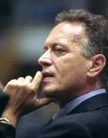 "האוהדים מעריכים אותו, אבל גם סולדים ממנו". סגאדין