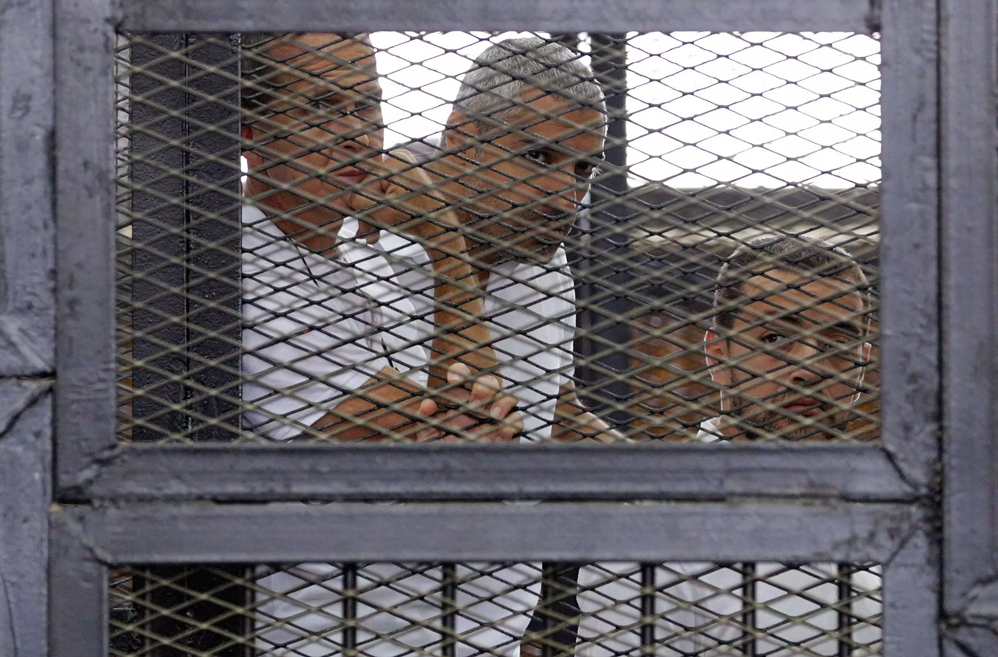 עיתונאי אל-ג'זירה שנכלאו ל-10-7 שנות מאסר במצרים