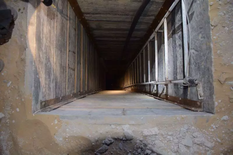 אחד מ-36 פירי המנהרות שנחשפו