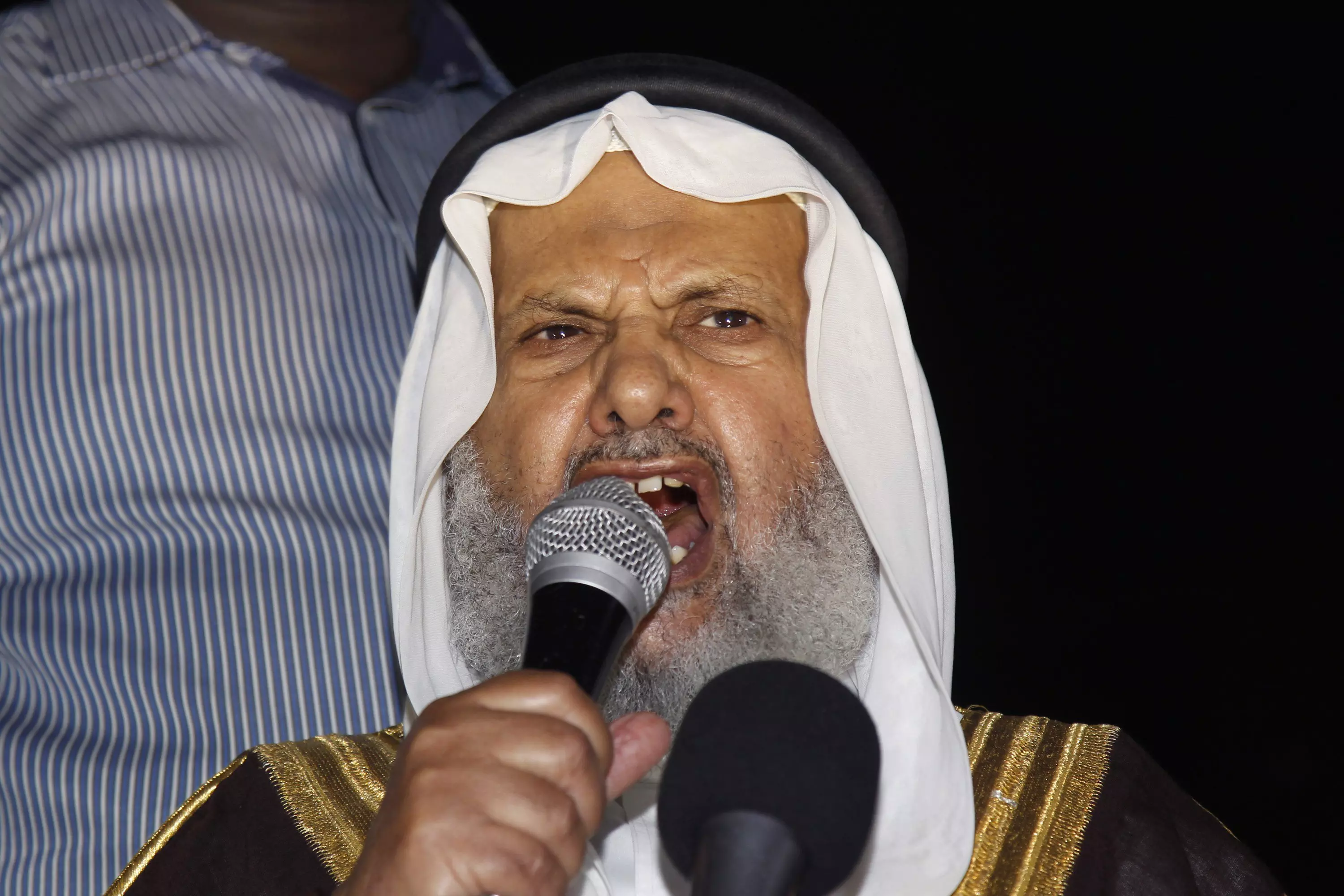 מנהיג "האחים המוסלמים" בירדן, שייח חמאם סעיד, אתמול בהפגנה